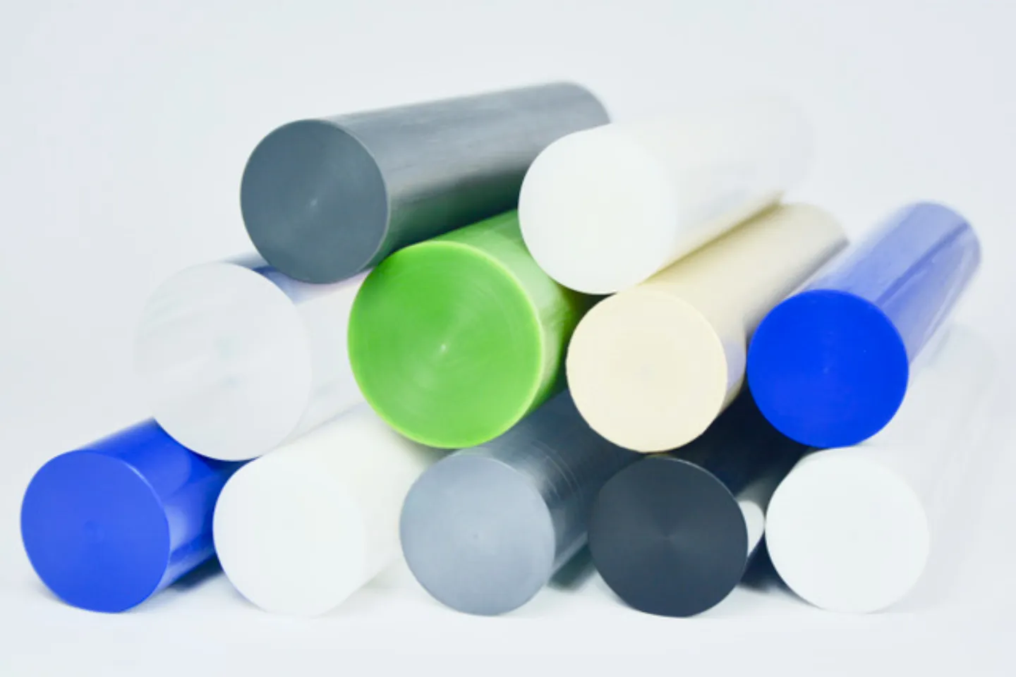 Какие виды инженерных пластиков бывают - plastspb.ru
