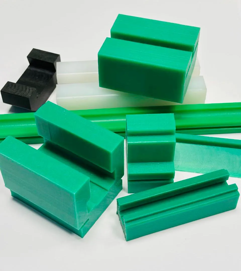 Направляющие и профили из полиэтилена - plastspb.ru